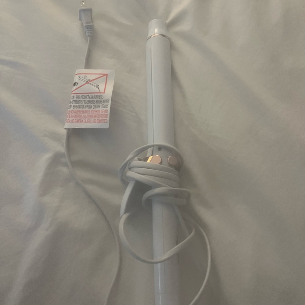 White Curling Wand